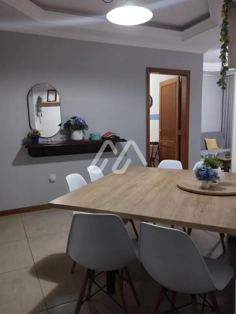 Apartamento com 1 suíte — Meia Praia (T1656) em Meia Praia