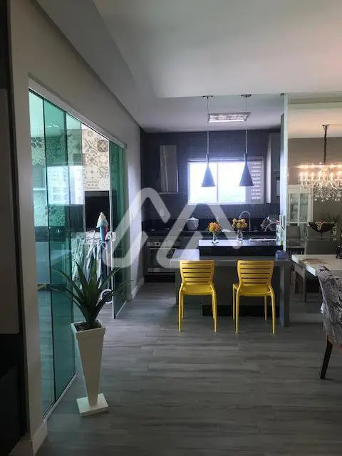 Quadra mar — Meia Praia (T287) em Meia Praia