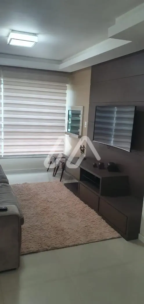 Apartamento com 2 suítes — Meia Praia (T272) em Meia Praia
