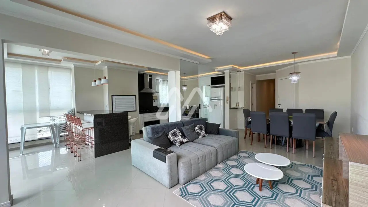 Excelente localização - 3 suites — Meia Praia (T1652) em Meia Praia