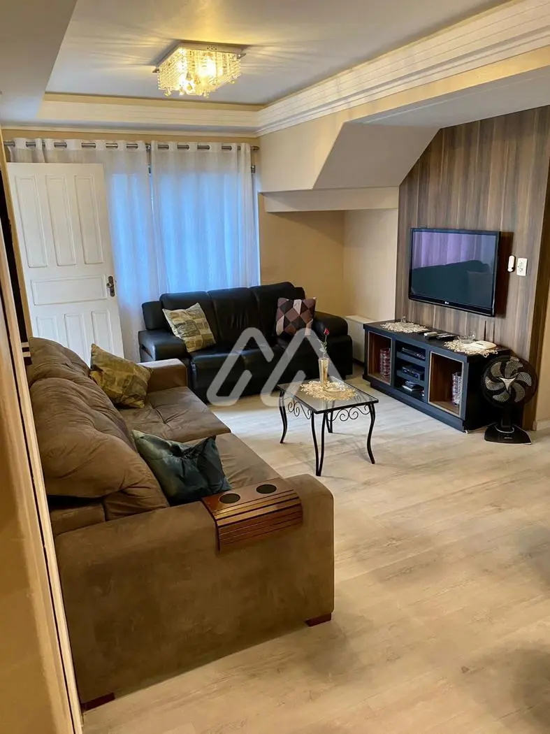 Apartamento com 2 dormitórios — Meia Praia (T834) em Meia Praia